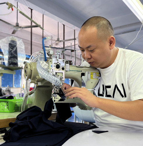 Why choose a Chinese sportswear manufacturer?