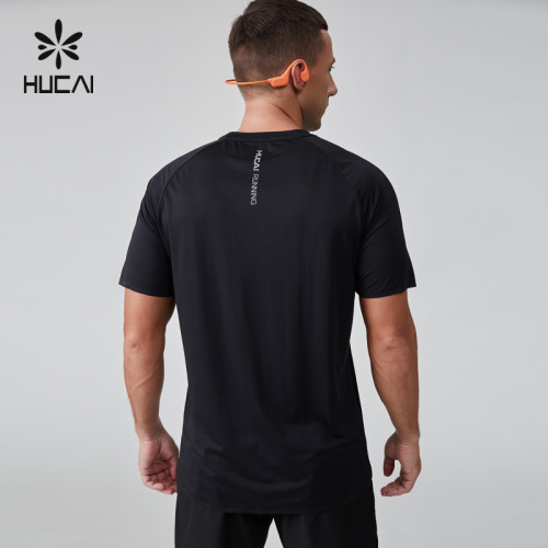 HUCAI OEM Men's T Shirt Polyester Spandex Split Hem Reflective Heat Transfer Running Wear Manufacturer