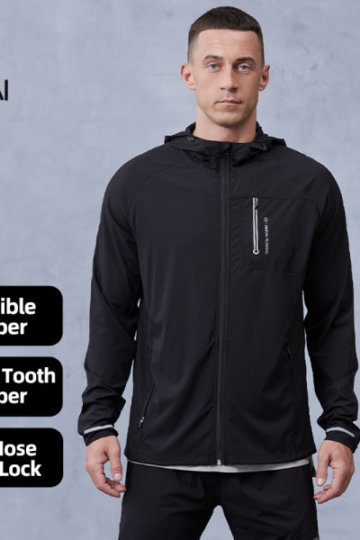 Custom Reflective logo Lightweight Men Workout Running Jacket |Hucai Activewear Manufacturer