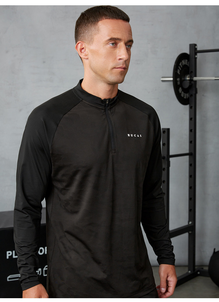 men's long-sleeve top