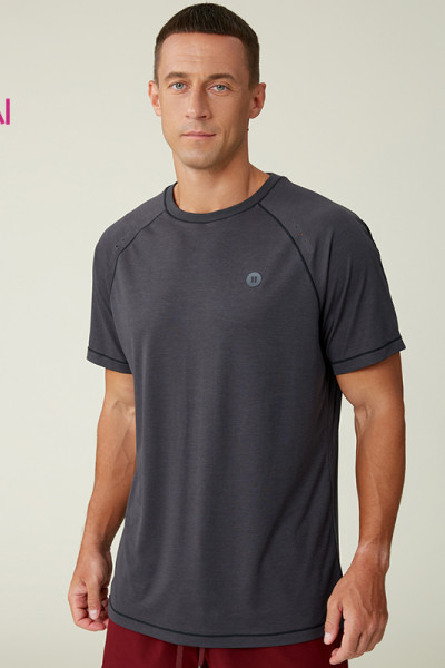 Custom Men's Logo 3D Silicone Print Breathable Training T-Shirt Manufacturer