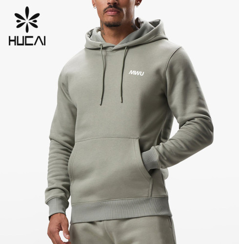 Men's Lightweight Windbreaker Development: Packability, DWR Finish and Breathable Panels