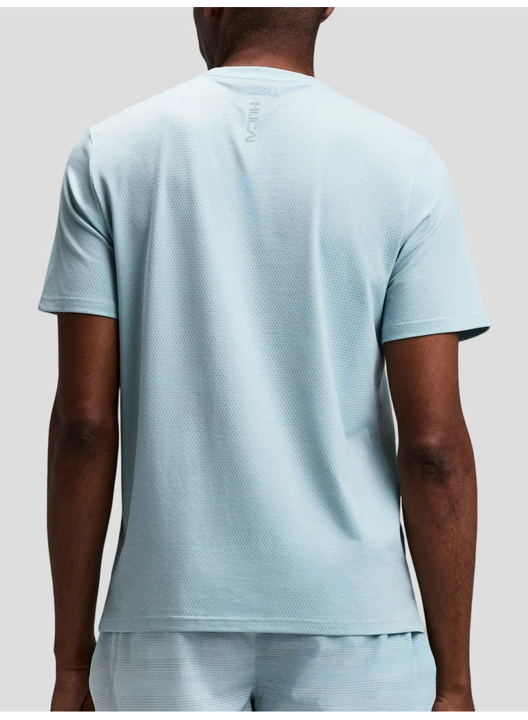 mens performance t shirts - detail view 2