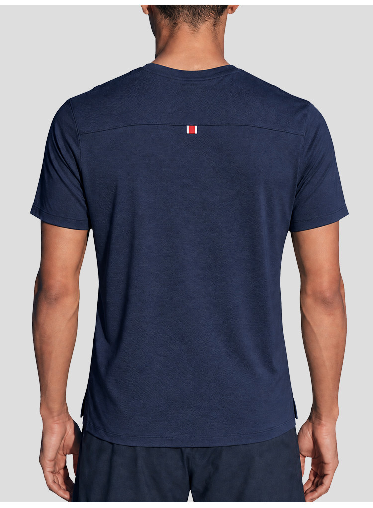 gym t shirts - detail view 2