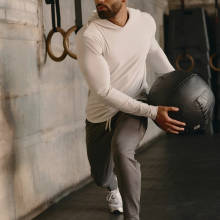 Balancing Fabric Thickness and Stretch for Functional Activewear