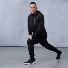 HUCAI Fall/Winter Running Clothing Collection: Precision, Performance, and Lightweight Comfort