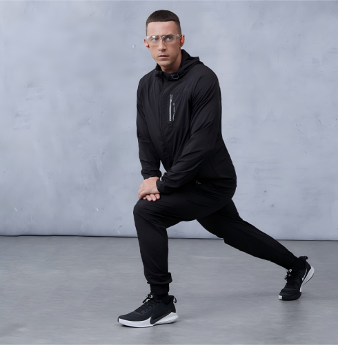 How Running Brands Select Lightweight & Quick-Dry Fabrics Sportswear for Winter Training