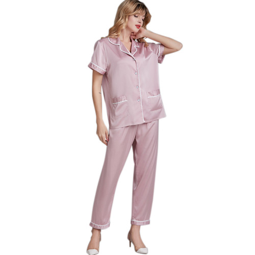 Pièces de pyjamas de boutons féminins adultes en soie à la mode à la maison Deux pièces de pyjamas pantalons courts en gros
