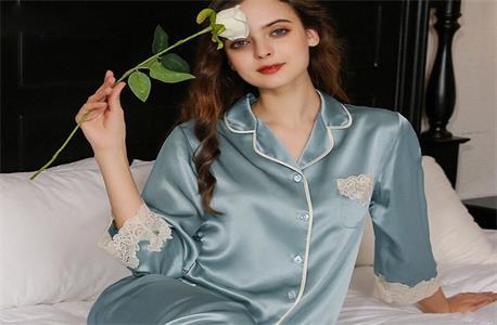 How to Maintain Silk Pajamas?