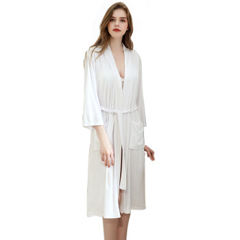 Long Robes Comfortable,Towel Fabric Loose Winter Women Wear,Long Sleeve Bathrobe,Wholesale Ladies Spa Wear