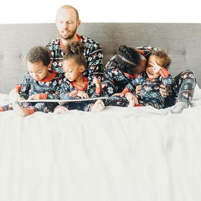 Plus Size Christmas Pajamas,Customized Clothes for Kids Baby,Wholesale Adult Couple Fahshion and Pretty Nightwear