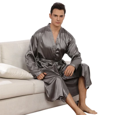 Ensembles de vêtements de nuit en gros, cardigan chemise de nuit lâche à grandes manches, en gros printemps et automne peignoir lisse