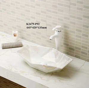 Lavabo de cerámica dorado brillante con mejores ventas del arte de la mano del lavado para el baño pequeño