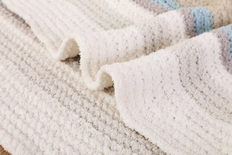 soft knitted throw 