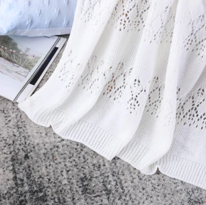 Couverture tricotée en gros de Jacquard de pointelle pour la plage de lit de chaises de canapé