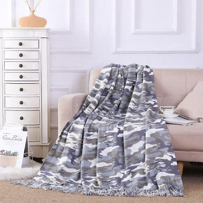 Couverture tricotée imprimée en gros de camouflage avec des glands de l'usine chinoise