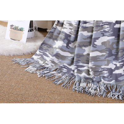 Wholesale Camouflage Printed Knitted Blanket With Tassels From Chinese Factory