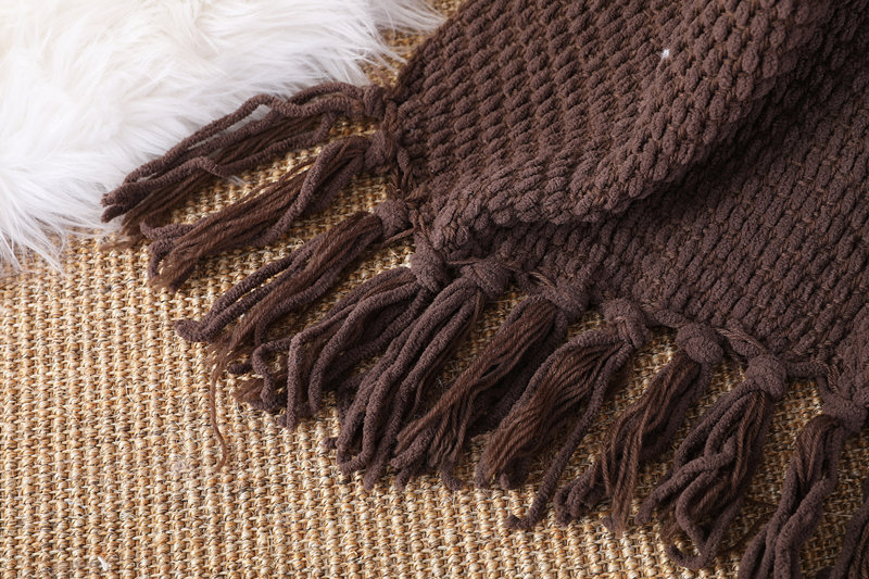 Knitted Blanket With Tassels