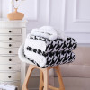 ODM Chunky Knit Throw Blanket Wholesale Cozy Warm Soft noir et blanc