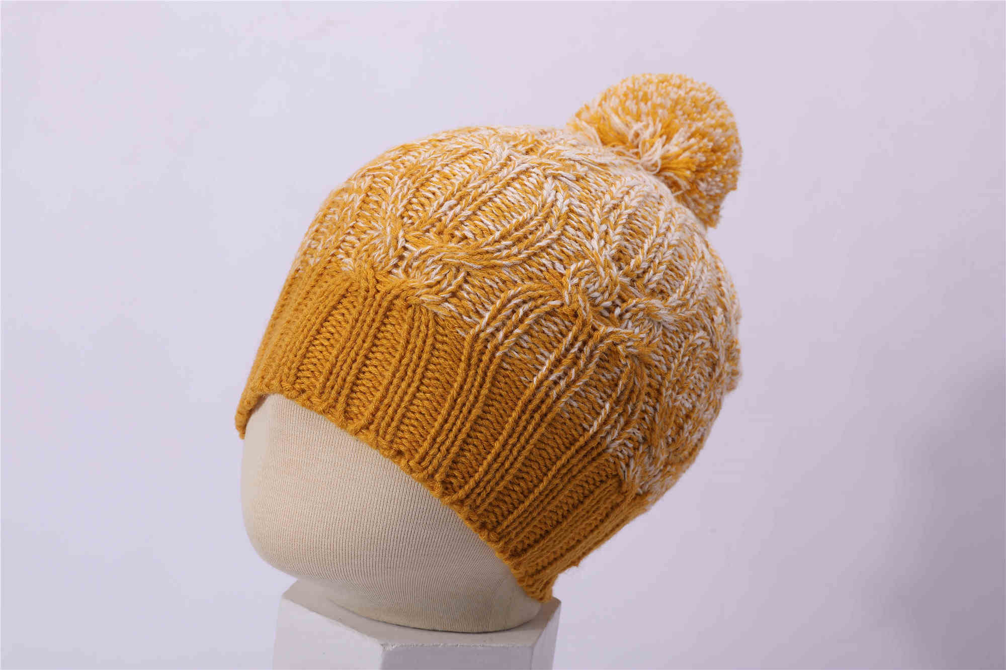 Custom ladies knitted cable beanie wholesale anti-pilling hats knitted beanie hat cap with pom poms