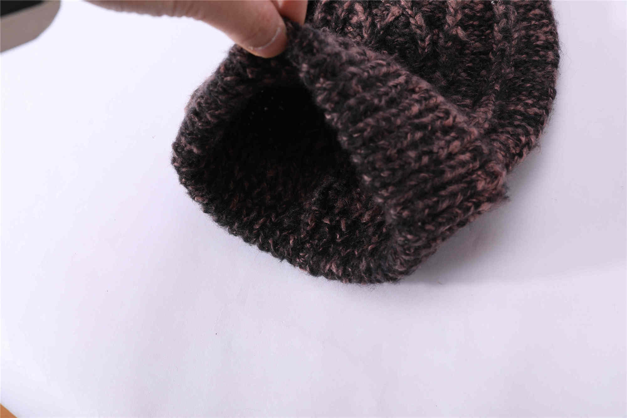 anti-pilling kniting beanie