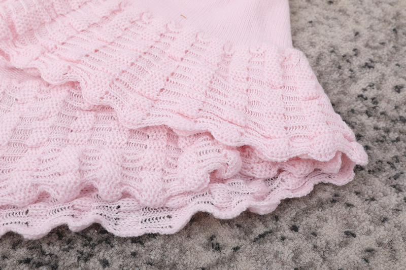 knitted baby blanket