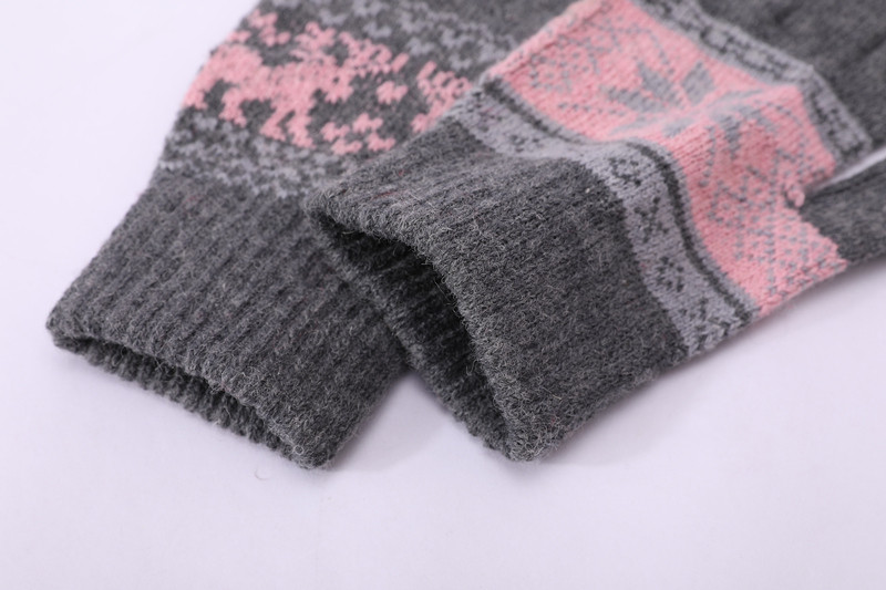 Women Knitted Gloves