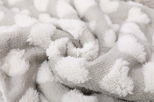 Плюшевые коричневые сердца оптом теплое веерное вязаное детское одеяло
