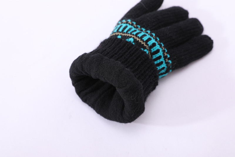 Wholesale Knitted Gloves