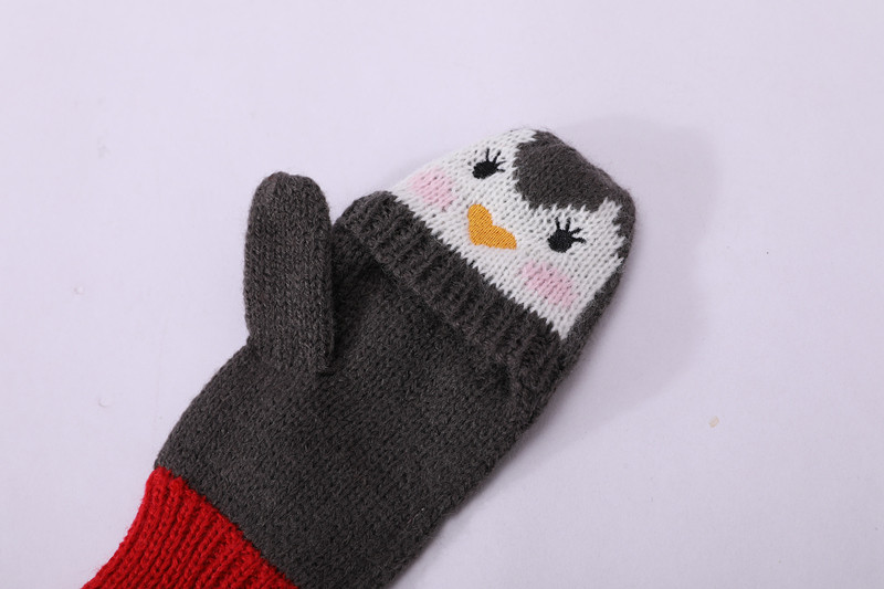 Wholesale Knitted Baby Hat Gloves and Scarf Set With Cute Penguin pattern knit baby hat gloves scarf