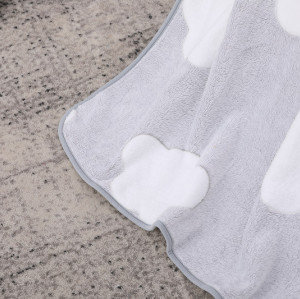 Серые облака Soft Fannel Вязаное детское одеяло оптом из перерабатываемой ткани для максимального комфорта