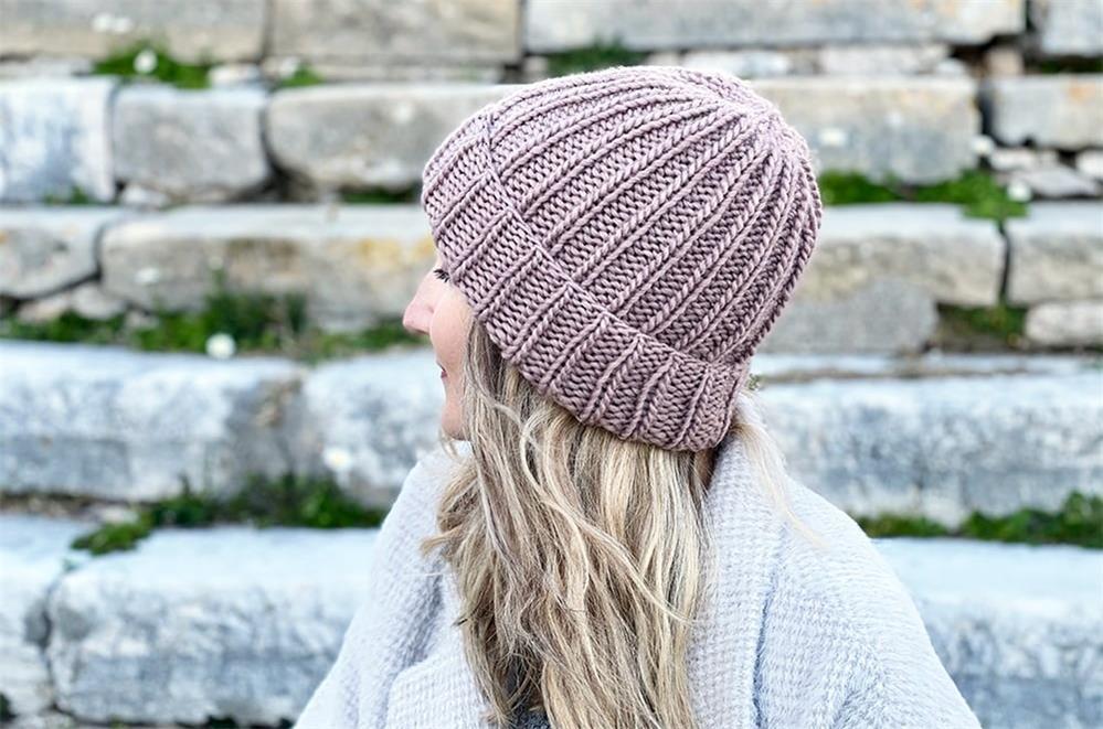 the common types and uses of knitted hats