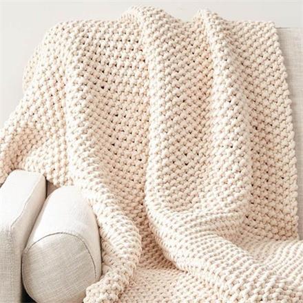 What Are the Maintenance Tips for Knitted Blankets?