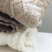 What Are the Advantages of Knitted Blankets?