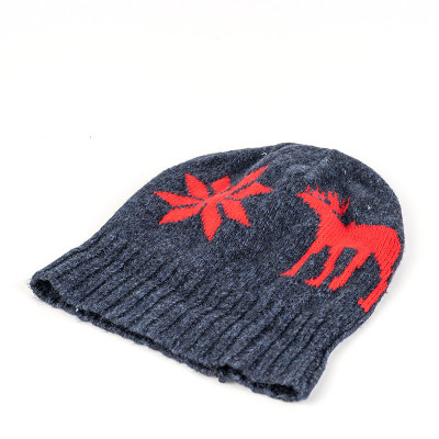 Wholesale knitted Beanie Knit Ski Cap With Classic Deer Jacquard knitting hat From Chinese Supplier