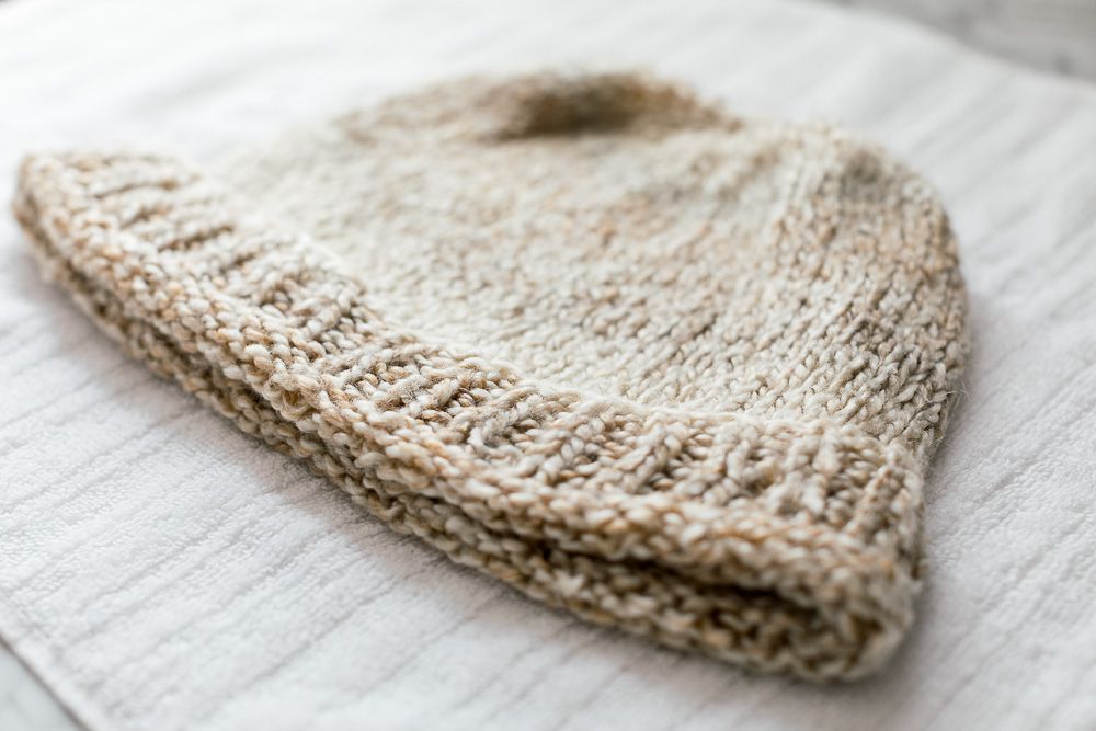 cleaning and maintenance methods of knitted hats