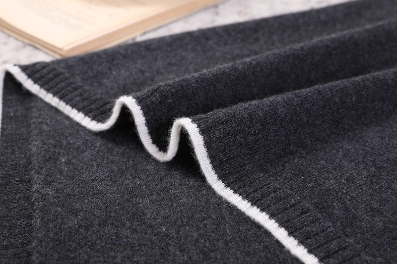  knitted cashmere blanket