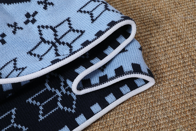 Wholesale Snowflake Jacquard King Size Knitted Throw Blanket Winter Knit Throw Blanket Warm Blanket