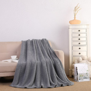Microfiber Knitted Throw Blanket Wholesale Soft Feather Yarn Throw Blanket From China