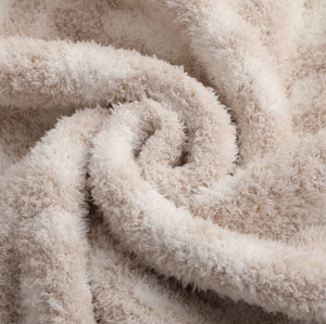 Super luxury microfiber feather yarn knit throw blanket for adult winter bedding microfiber blanket