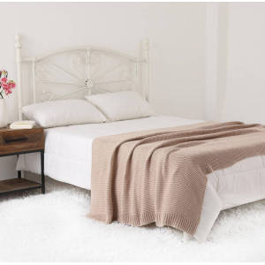 Hot Sale Soft Fashion Knitted Throw Blanket For Spring and Summer or four seasons from China Factory