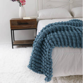 Wholesale Chenille Lightweight Warm Soft Comfortable Blue Solid Knitted Throw Blanket for Winter