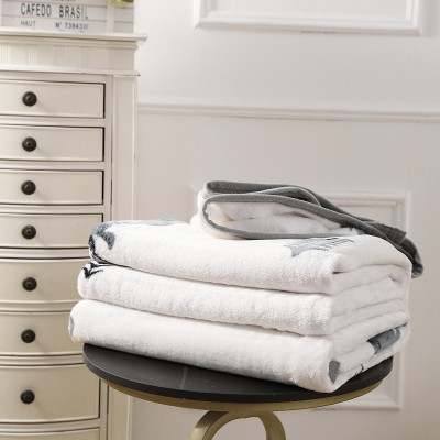 Wholesale Double Sided Printed Blanket Moose Pattern Blanket Soft Flannel Light Thin Warm