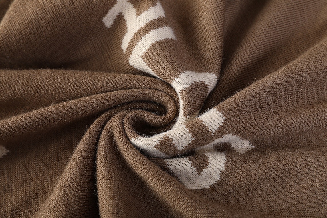 Knitted Throw Blanket