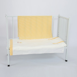 Baby Crib Bedding Set,Lovely Duck & Flower 3 Piece Standard Size Buff Crib Set OEM