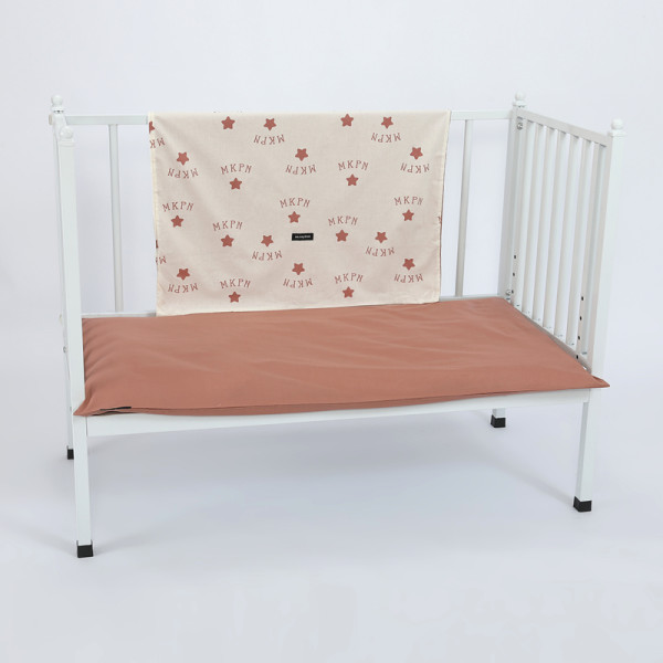 Wholesale Brown 2 Piece Crib Bedding Set,Print With Stars, Includes Quilt, Fitted Crib Sheet