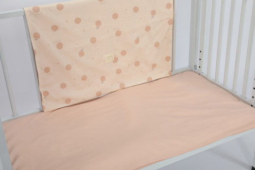 Wholesale Orange 2 Piece Crib Bedding Set,Print With Apples, Includes Quilt, Fitted Crib Sheet