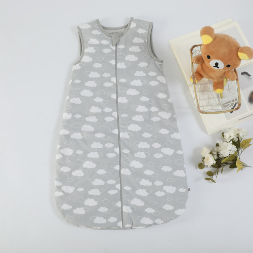 Wholesale Newborn Kids Baby Knitted Sleeping Bag With White & Gray Cloud Printing Pattern From China