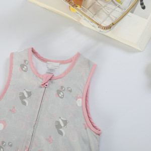 Wholesale Kids Sleeping Bag Printed With Lovely Gray & Pink Fox Patterns Baby sleeping bag with hood