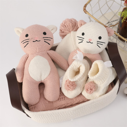 Supply Super Soft And Cute Newborn Baby Blanket Gift Set Gift Basket Set Collection For Wholsale